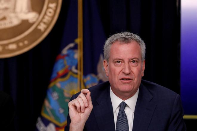 Thị trưởng Bill de Blasio cảnh báo số ca nhiễm COVID-19 ở New York sẽ tăng lên khoảng 1.000 vào tuần tới  /// Reuters