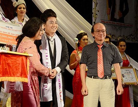 Thanh Quỳnh hết mình với “Gương mặt Sân khấu Điện ảnh triển vọng 2014”