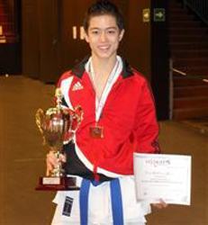 Thành tích cừ khôi về Karaté của teen gốc Việt