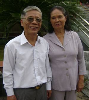 Thầy giáo của lớp học giữa rừng