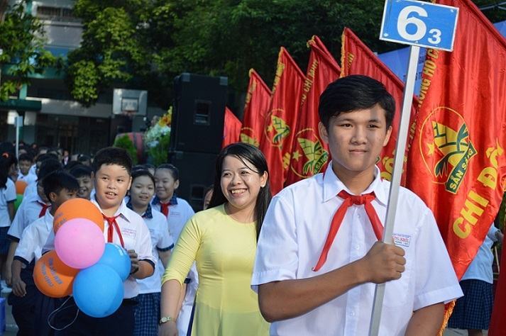 Khai giảng năm học mới tại Trường Đồng Khởi