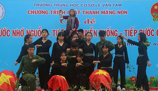 Nuôi dưỡng truyền thống “Uống nước nhớ nguồn” cho học sinh