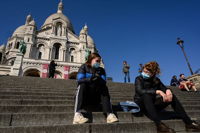 Thế giới đổi chiều vì Covid-191