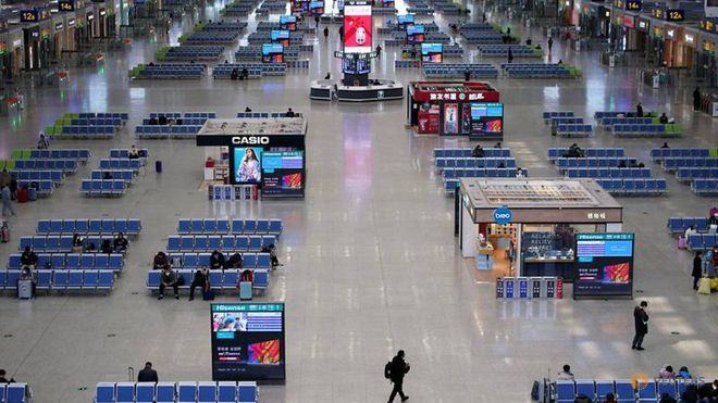 Cảnh trống trải tại sân bay Thượng Hải vào tháng 1.2021 /// Reuters