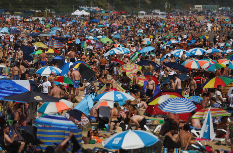 Thế giới oằn mình dưới thời tiết cực đoan - ảnh 1