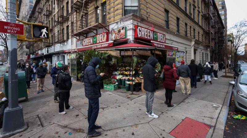 Thế giới ứng phó các biến thể tương lai