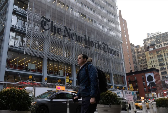 Báo The New York Times mất dấu tích chính chủ trên tài khoản Twitter - Ảnh 1.