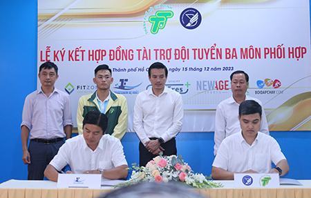 Ký kết tài trợ phát triển bộ môn Triathlon