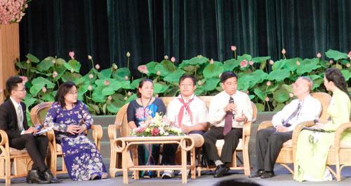 Thi đua để phát triển