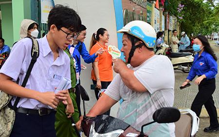 TP.Đà Nẵng: Đề ngữ văn thi vào lớp khó đạt điểm cao