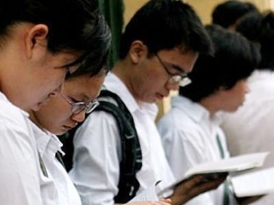 Thi thử – Con dao hai lưỡi