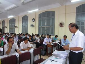 Thi tốt nghiệp THPT 2012: Triển khai công tác chấm thi