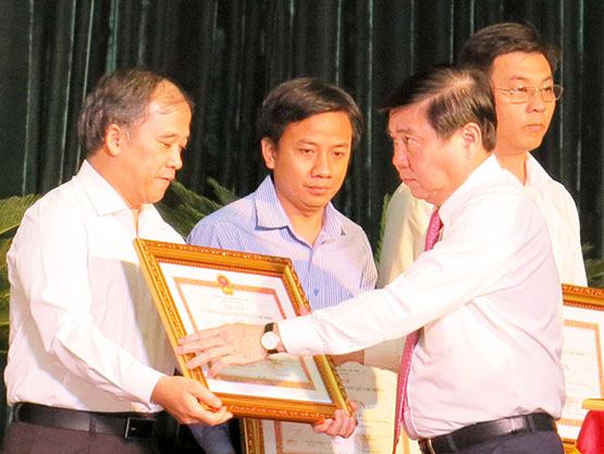 TP.HCM có 934 phong trào thi đua/13 năm