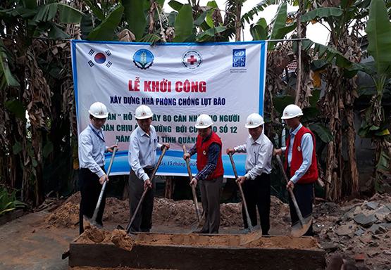 Xây 300 nhà an toàn cho người dân bị thiên tai