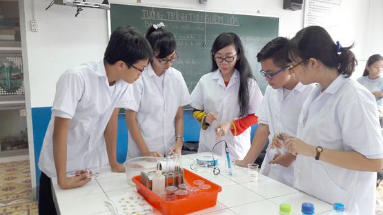 Yêu thích khoa học nhờ thiết bị thí nghiệm số