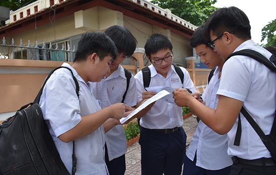 Điểm chuẩn lớp 10 năm học 2018-2019: Tăng nhưng không đáng kể