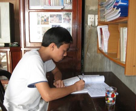 “Thợ vàng mã” đỗ thủ khoa ĐH Bách khoa Đà Nẵng