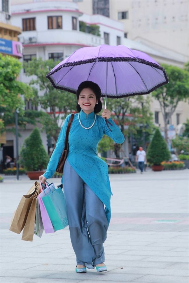 Thoi cua ca si hat... tren phim?