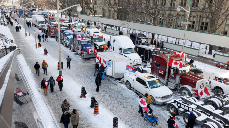 Thủ đô Canada ban bố tình trạng khẩn cấp vì biểu tình chiếm trung tâm