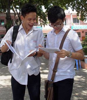 Thứ trưởng Bộ GD-ĐT Nguyễn Vinh Hiển: Đề thi năm sau sẽ khó hơn