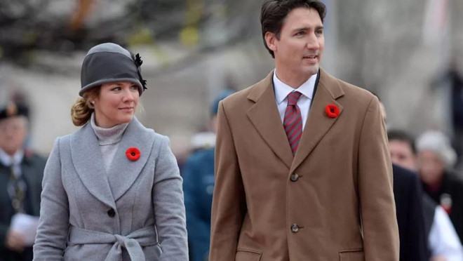 Thủ tướng Canada Justin Trudeau và phu nhân Sophie Gregoire Trudeau /// Chụp màn hình CBC