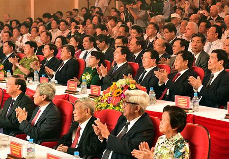 Thủ tướng dự kỷ niệm 60 năm giải phóng thành phố cảng