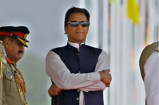 Thủ tướng Pakistan lật ngược kế hoạch loại bỏ ông ảnh 1