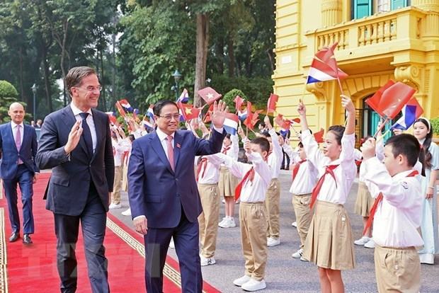 Thủ tướng Phạm Minh Chính chủ trì Lễ đón Thủ tướng Hà Lan Mark Rutte