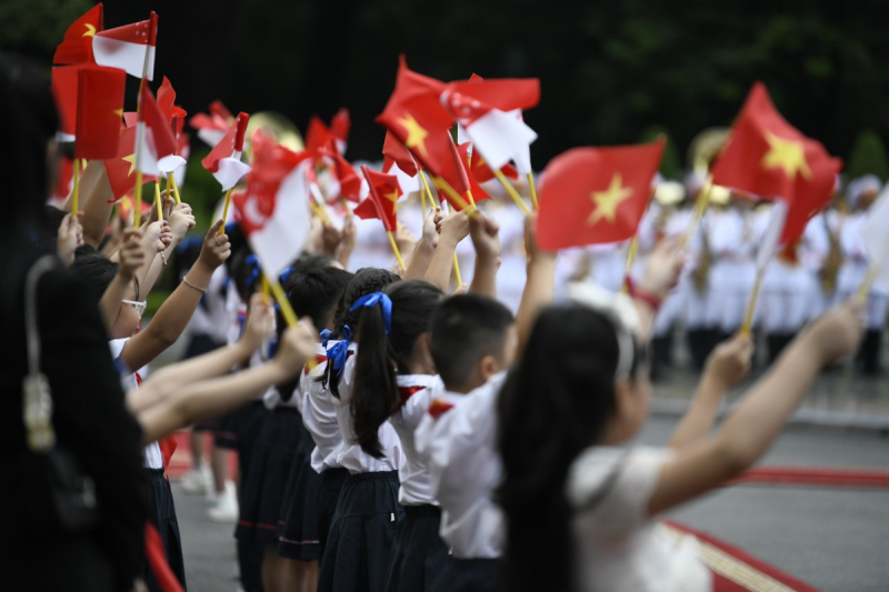 Thủ tướng Phạm Minh Chính chủ trì lễ đón Thủ tướng Singapore Lý Hiển Long ảnh 4