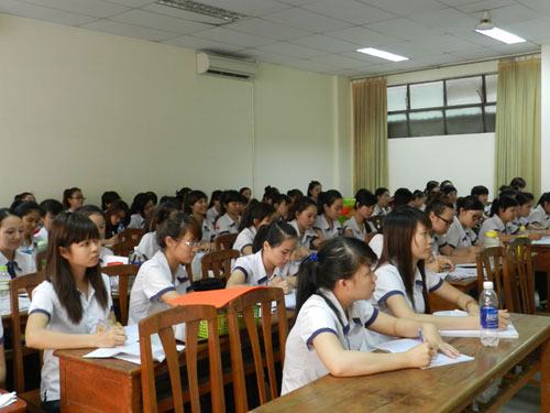 Các trường sư phạm nên thành lập trường thực hành