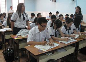 Thực hiện chương trình giảm tải: Sẽ có sự phân hóa học sinh?