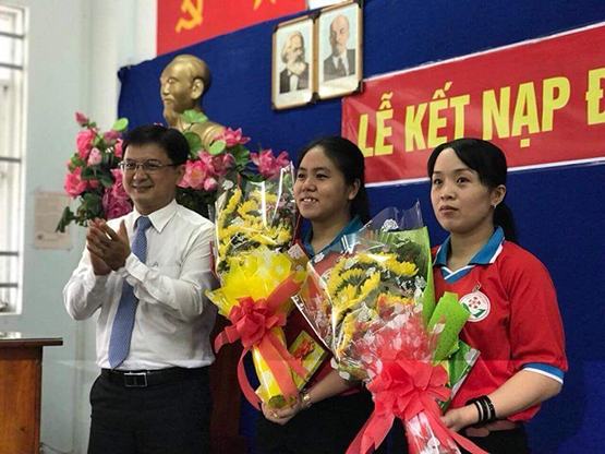 Học sinh đầu tiên ở Q.Thủ Đức được kết nạp Đảng