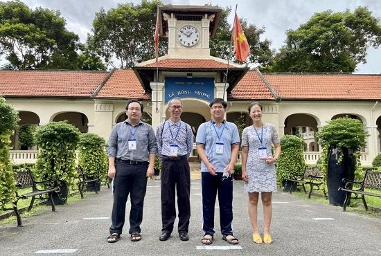 TP.HCM khen thưởng 120 triệu đồng cho học sinh đoạt Huy chương Đồng Olympic quốc tế