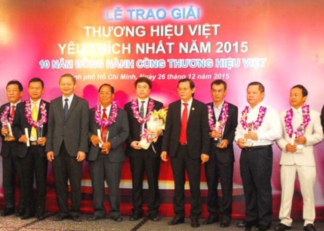 35 doanh nghiệp nhận giải Thương hiệu Việt được yêu thích nhất năm 2015