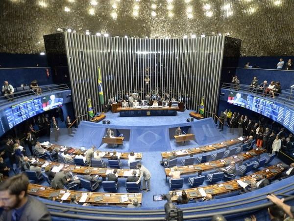 Thượng viện Brazil bỏ phiếu về việc xét xử Tổng thống Rousseff