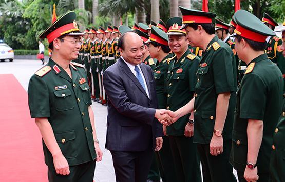 Thủ tướng Nguyễn Xuân Phúc đến thăm và làm việc tại Viettel