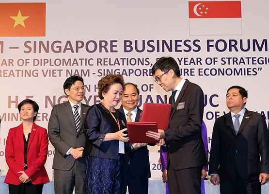 Thủ tướng Nguyễn Xuân Phúc: Mong muốn sự hợp tác của các đối tác Singapore