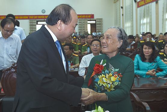 Nghị lực phi thường của những người “tàn mà không phế”