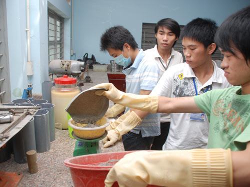 Tiền nhiều, hiệu quả… chưa rõ