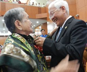 Tiến tới Đại hội Đảng nhiệm kỳ 2015-2020: Phải chăm lo cho dân nhiều hơn