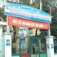 Tiền trường dùng… diệt chuột, mua phân bón