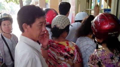 Tiền trường leo thang: Những khoản phí ‘ngọt ngào’