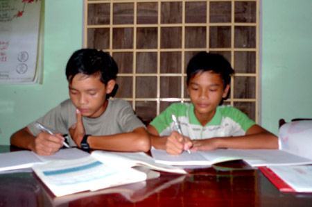 Tiếng trống học bài trên vùng đất nghèo