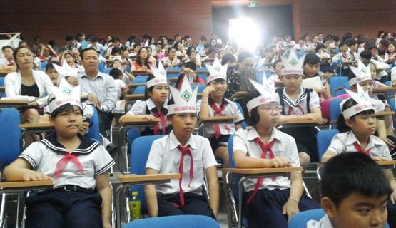 Khu vực miền Trung: Trên 100 thí sinh tham dự kỳ thi Olympic Tài năng tiếng Anh