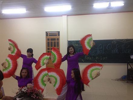 Văn nghệ  chào mừng Ngày Nhà Giáo Việt Nam 20/11 tại Viện ISRAD