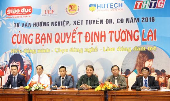 Xét tuyển ĐH-CĐ 2016: Tránh “nôn nóng” nộp hồ sơ sớm