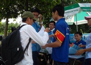 Tiếp sức tân sinh viên