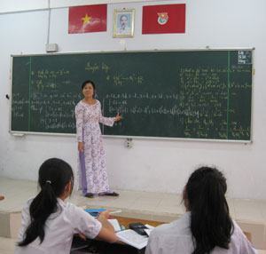 Tiết học “Quy đồng mẫu thức nhiều phân thức”: Dạy sao cho hiệu quả?