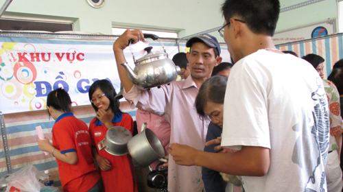 Tiết kiệm từ những món đồ cũ