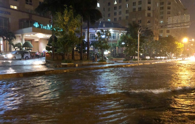 ngập nặng,Sài Gòn ngập,siêu máy bơm